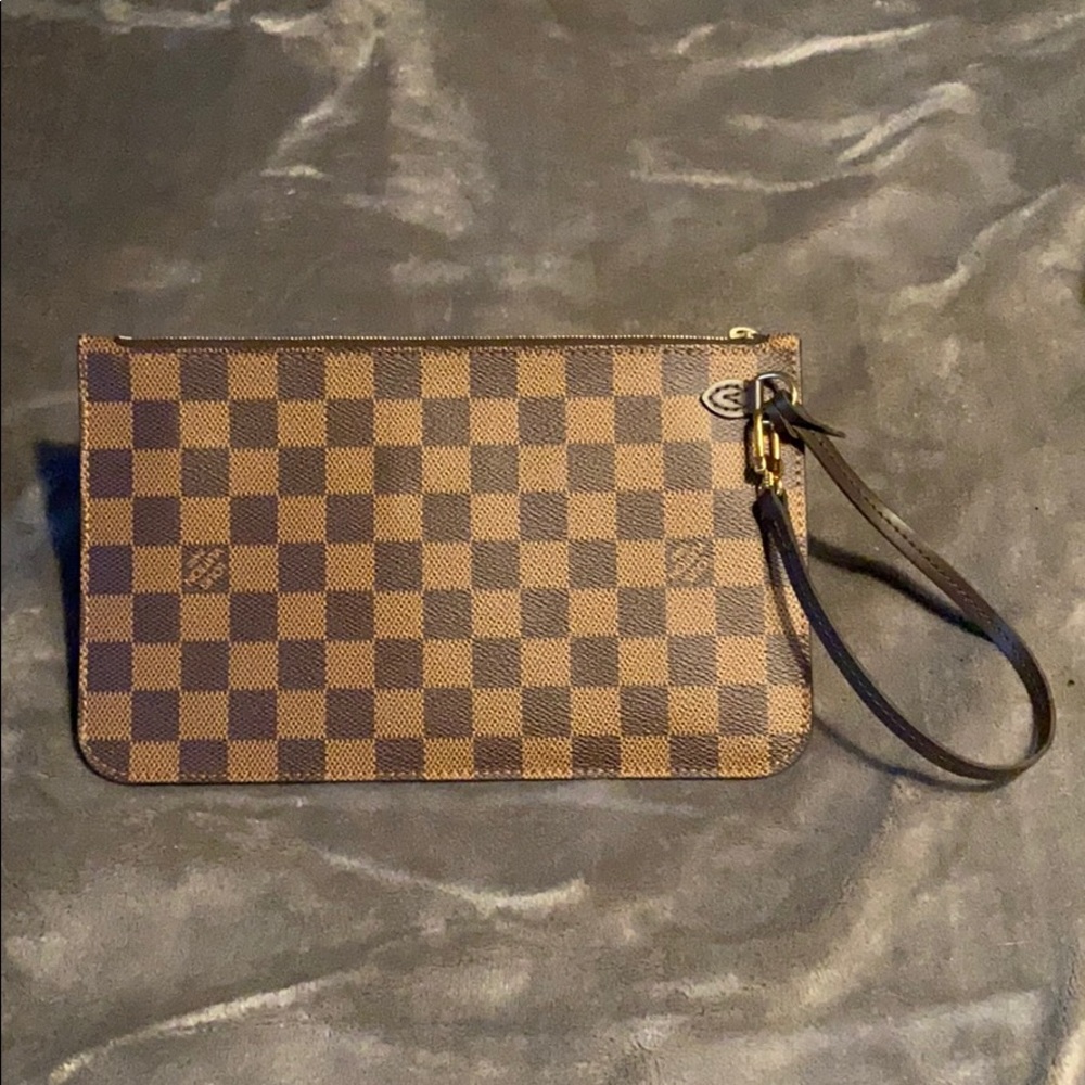 Neverfull Pochette